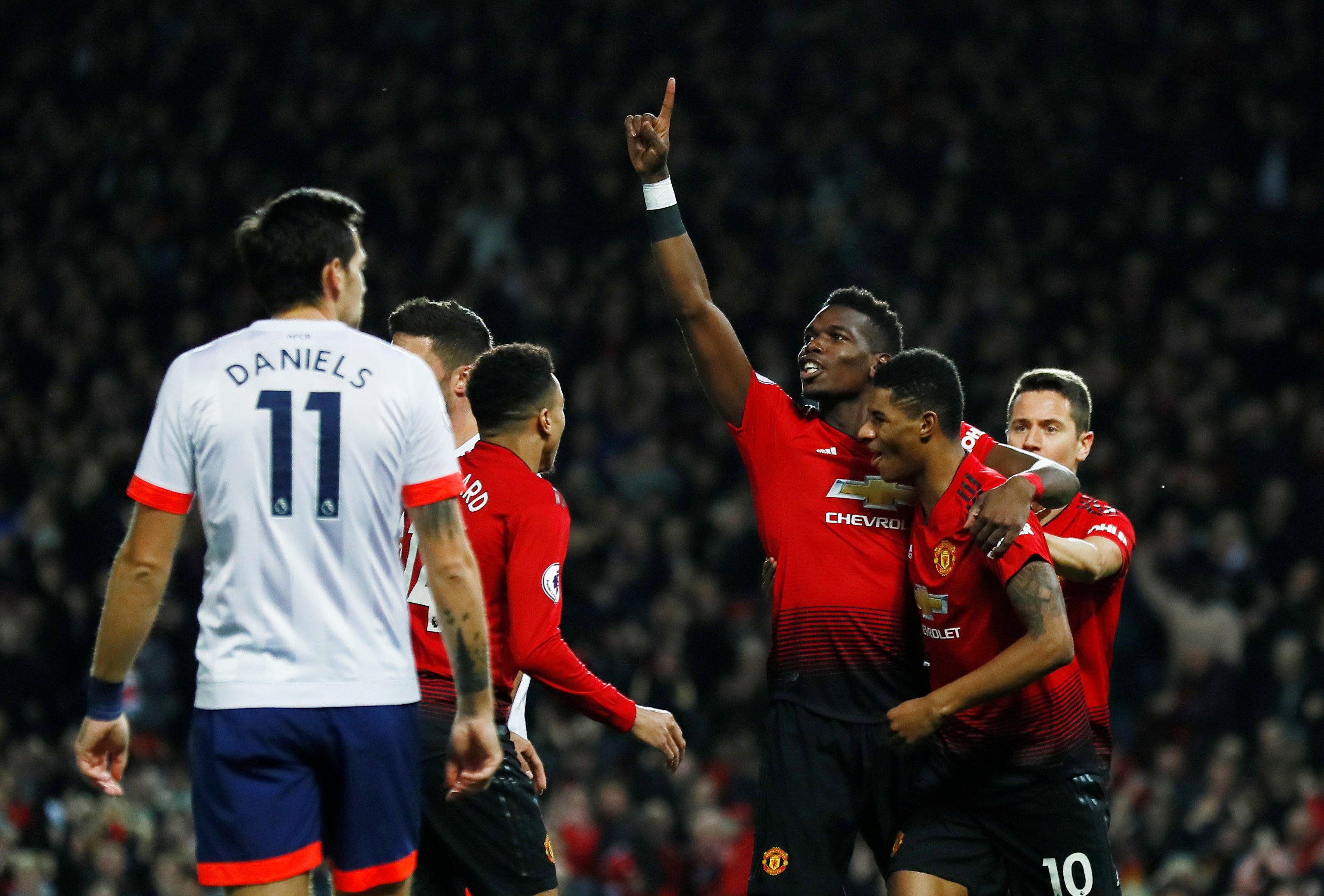 人矚目的經 人矚目的經