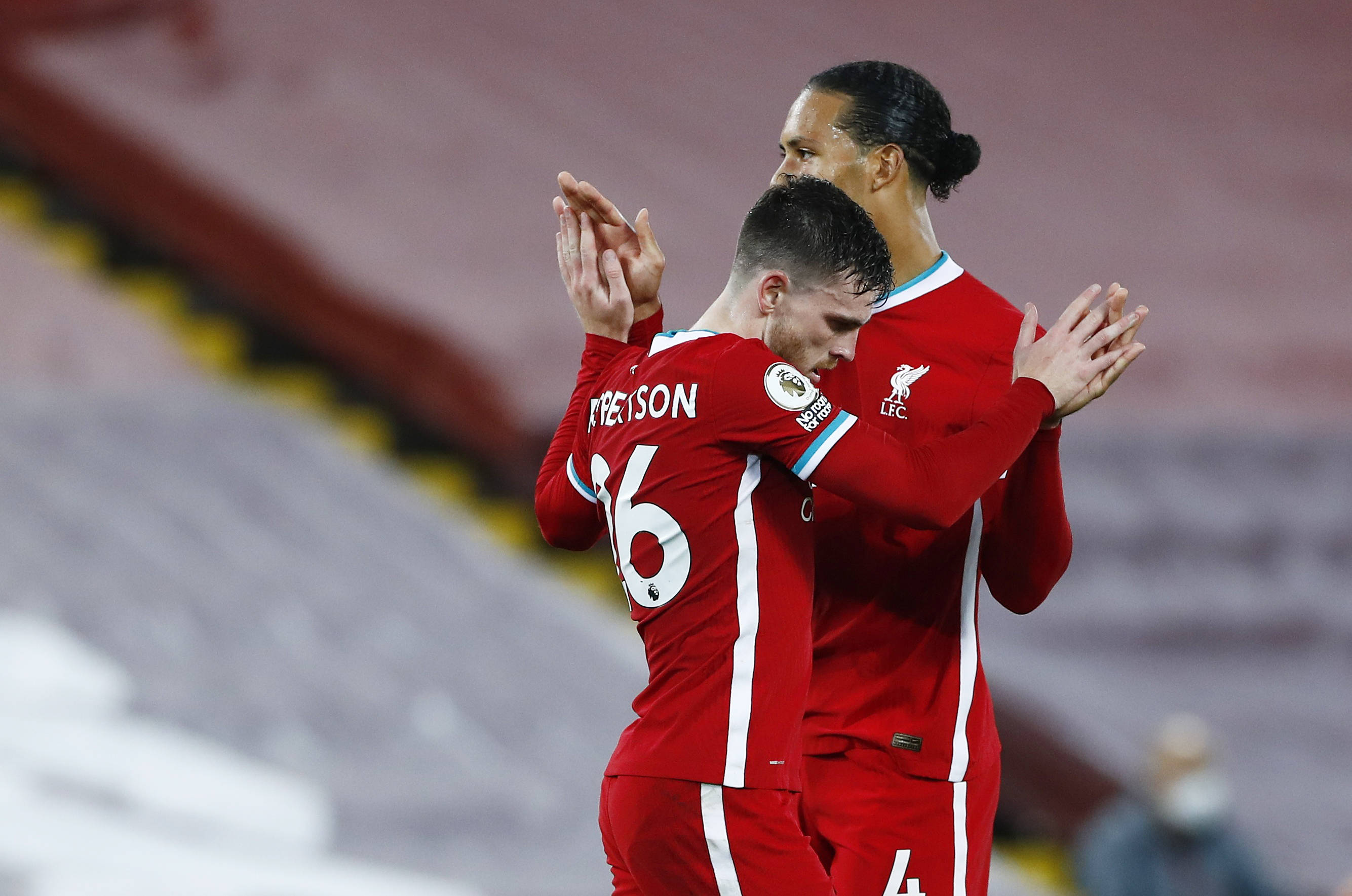 不仅是两队 不仅是两队